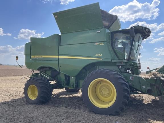 Image of John Deere S780 Primary image