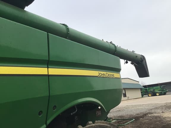 Image of John Deere S780 equipment image 4