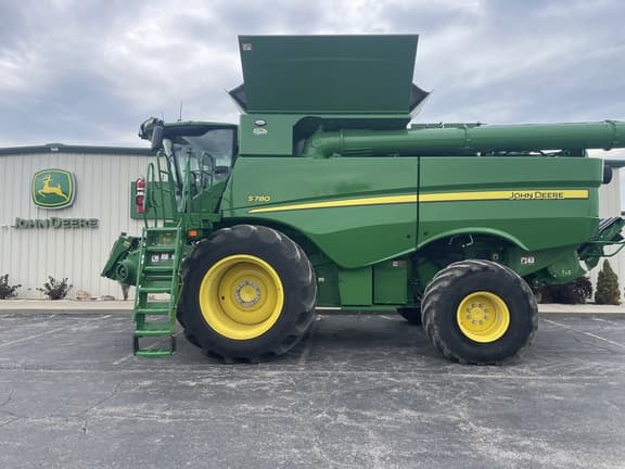 Image of John Deere S780 equipment image 3