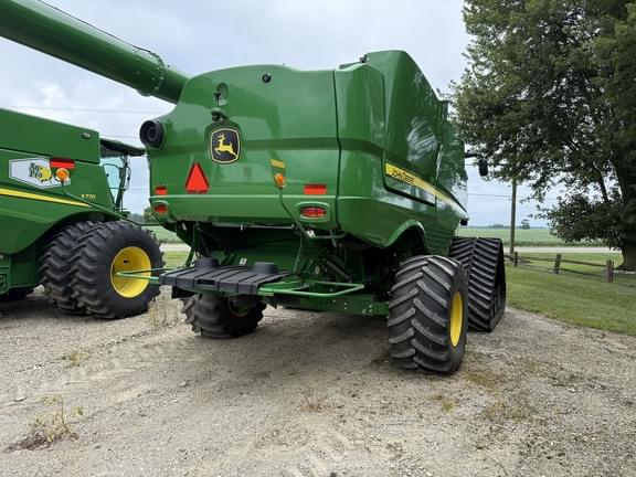 Image of John Deere S780 equipment image 3