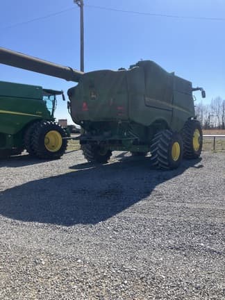 Image of John Deere S780 equipment image 1