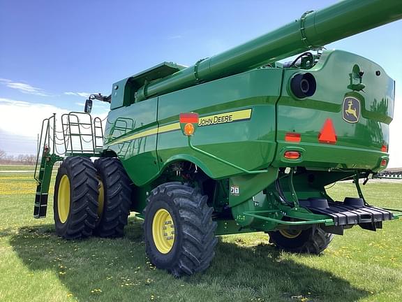 Image of John Deere S780 equipment image 3