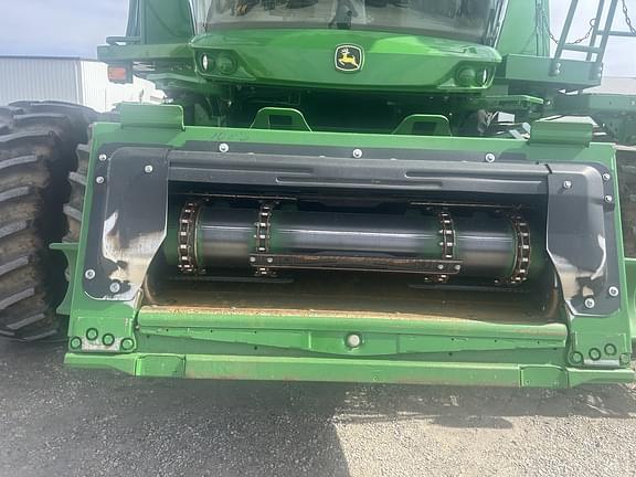 Image of John Deere S780 equipment image 3