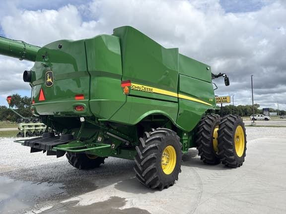 Image of John Deere S780 equipment image 3