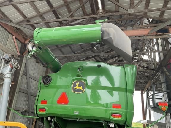 Image of John Deere S780 equipment image 1