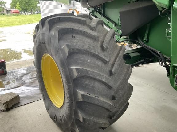 Image of John Deere S780 equipment image 3