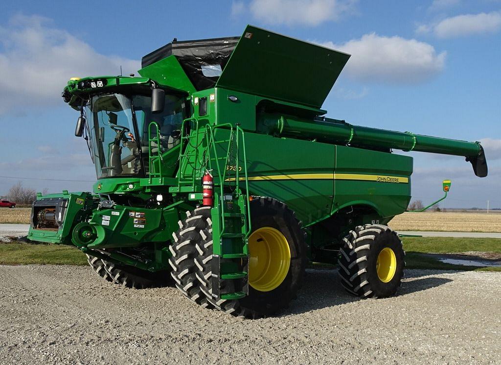 Image of John Deere S780 Primary image