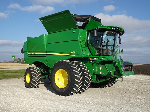 Image of John Deere S780 equipment image 3