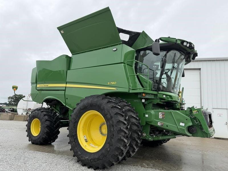 2024 John Deere S780 Equipment Image0