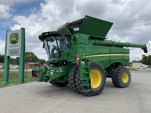 Image of John Deere S780 Primary image