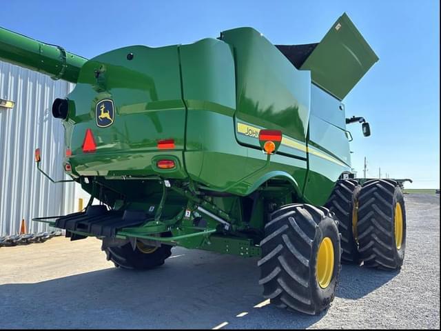 Image of John Deere S780 equipment image 3
