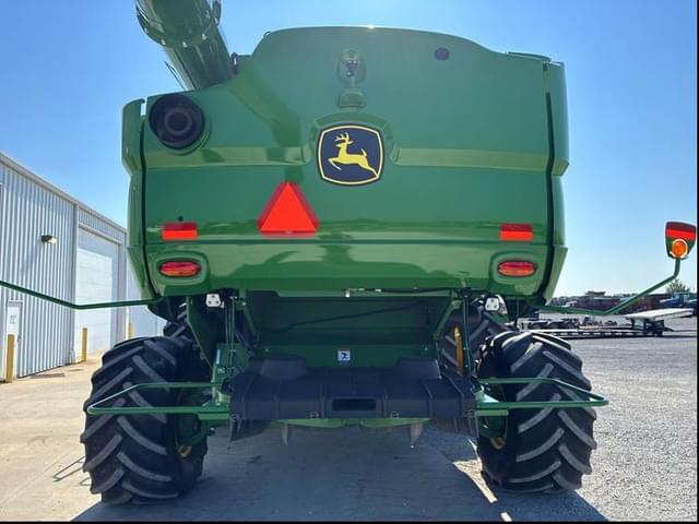 Image of John Deere S780 equipment image 4