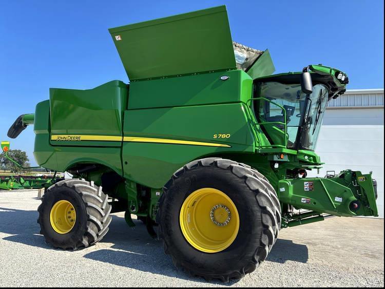Image of John Deere S780 Primary image