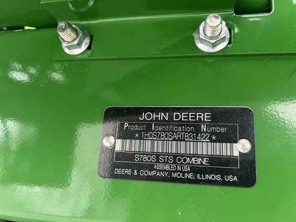 Image of John Deere S780 equipment image 2