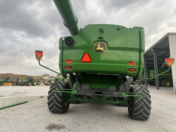 Image of John Deere S780 equipment image 3