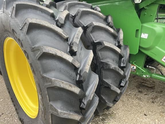Image of John Deere S780 equipment image 2