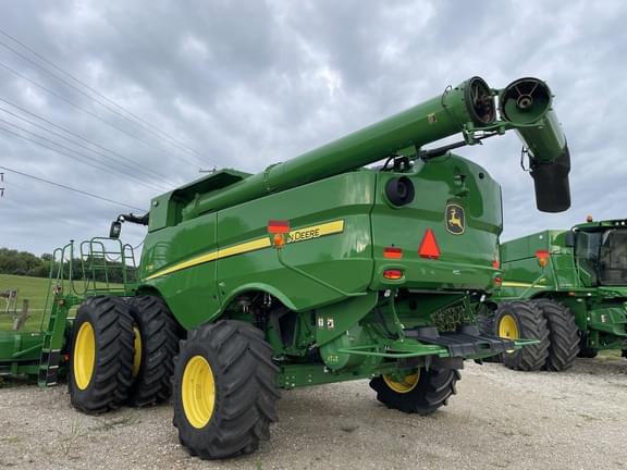 Image of John Deere S780 equipment image 4