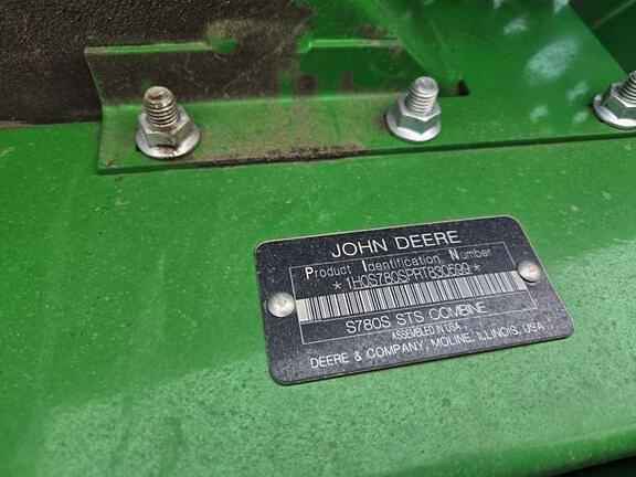 Image of John Deere S780 equipment image 4