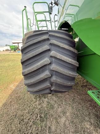 Image of John Deere S780 equipment image 3