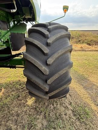 Image of John Deere S780 equipment image 4