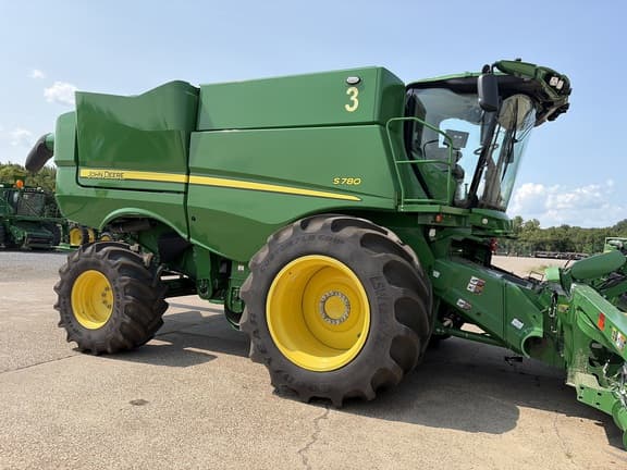 Image of John Deere S780 Primary image