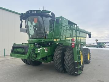 Main image John Deere S780