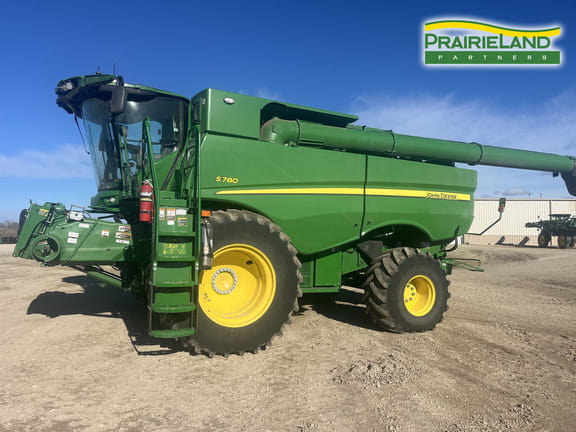 2024 John Deere S780 Equipment Image0