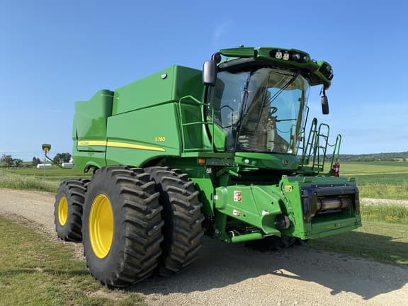 Image of John Deere S780 equipment image 2