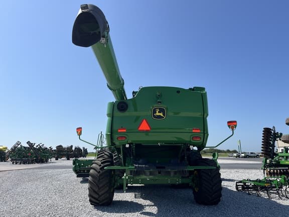 Image of John Deere S780 equipment image 3