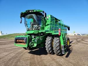 2024 John Deere S780 Image