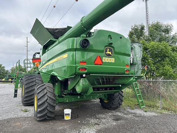 Image of John Deere S780 equipment image 2