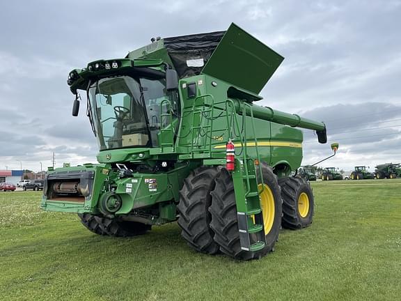 Image of John Deere S780 Primary image