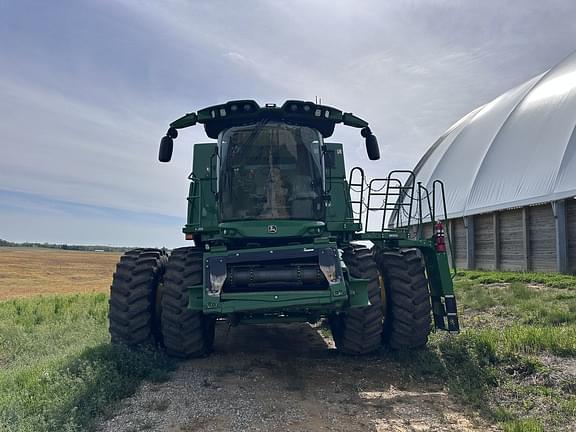 Image of John Deere S780 equipment image 1