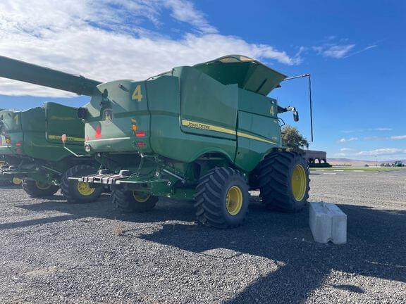 Image of John Deere S780 equipment image 3