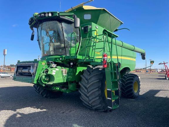 Image of John Deere S780 Primary image