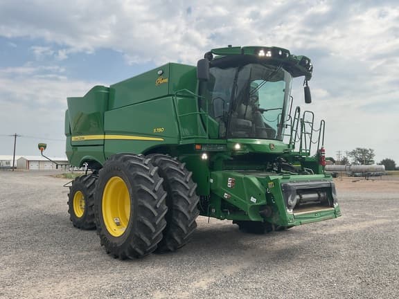 Image of John Deere S780 equipment image 2