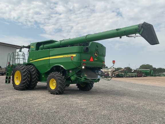 Image of John Deere S780 equipment image 4