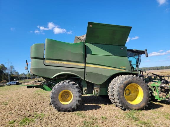 Image of John Deere S780 Primary image
