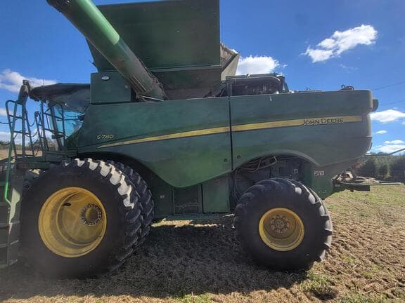 Image of John Deere S780 equipment image 2