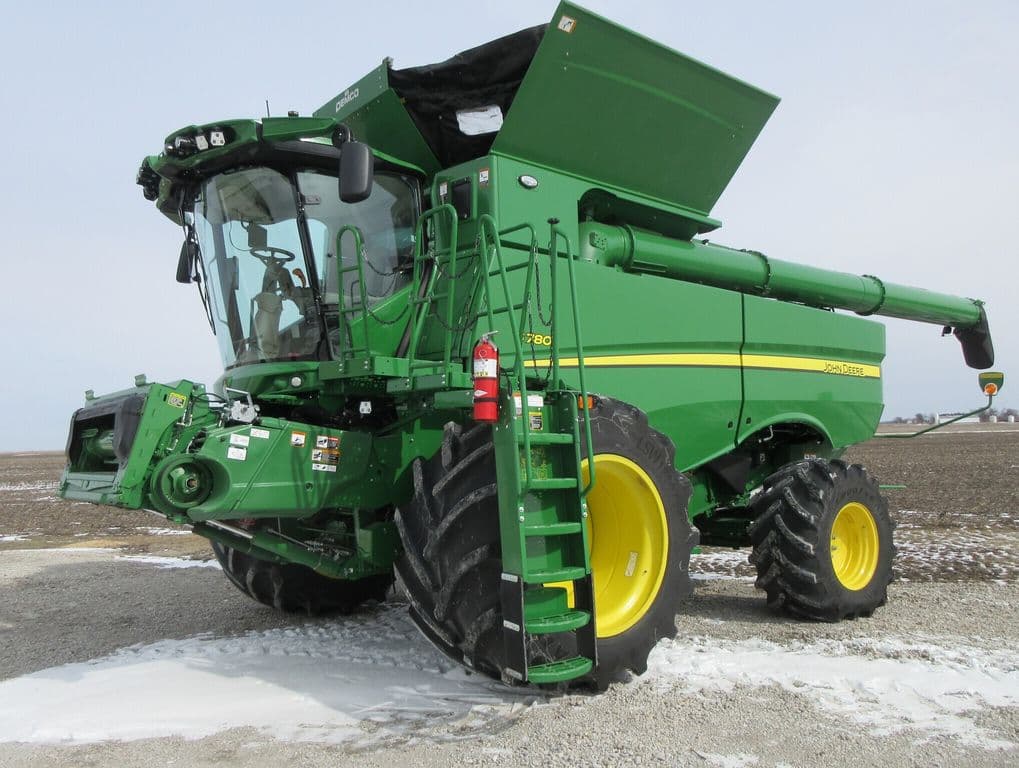Image of John Deere S780 Primary image