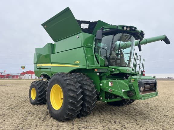 Image of John Deere S780 equipment image 3