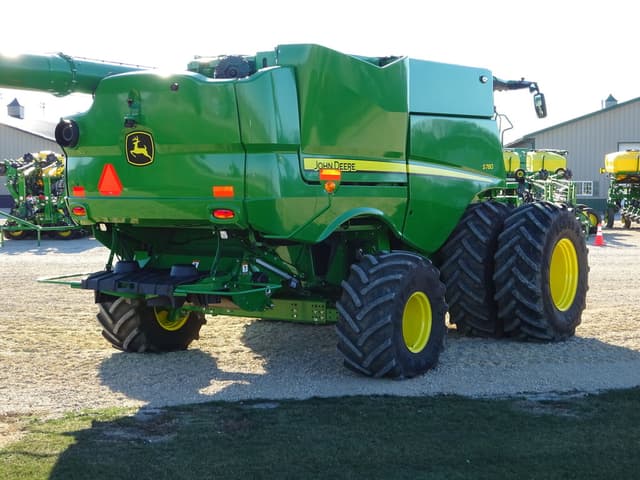 Image of John Deere S780 equipment image 4
