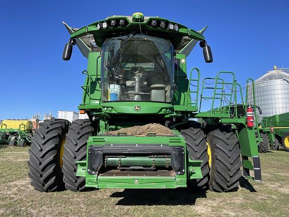 Image of John Deere S780 equipment image 1