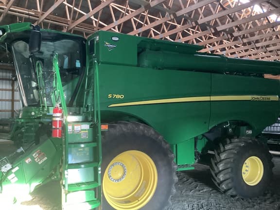 Image of John Deere S780 equipment image 3