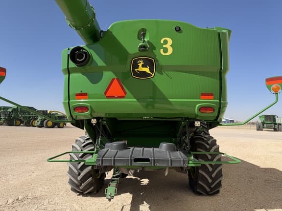 Image of John Deere S780 equipment image 3