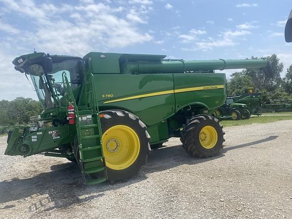 Image of John Deere S780 Primary image