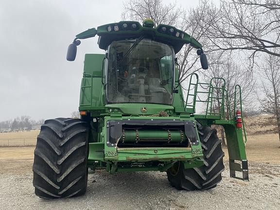 Image of John Deere S780 equipment image 1