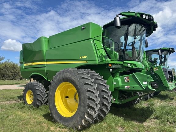 2024 John Deere S780 Equipment Image0