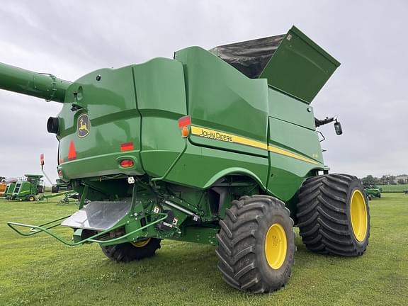 Image of John Deere S780 equipment image 4