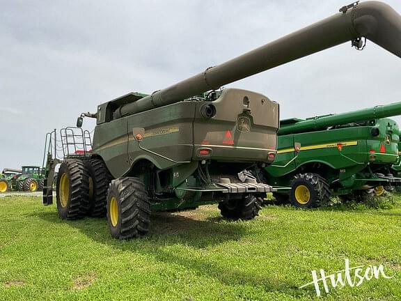 Image of John Deere S780 equipment image 3